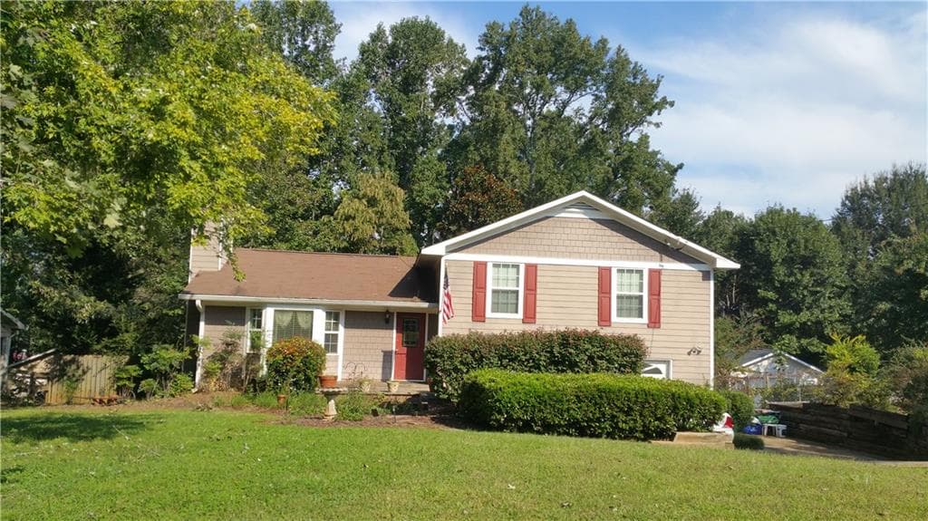 4 bedroom single family residence sold at 1731 Mitzi Court, Duluth, GA 30096