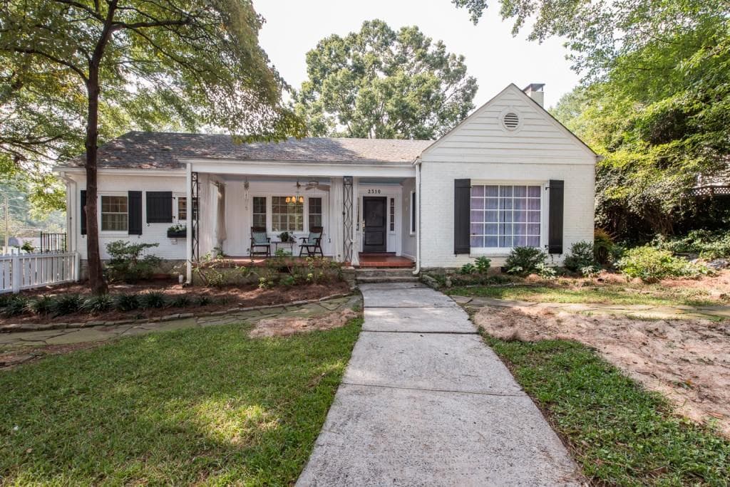 3 bedroom, 1,890 sq ft single family residence sold at 2310 Rugby Avenue, College Park, GA 30337