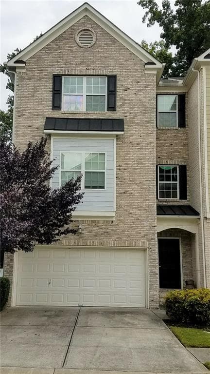 4 bedroom, 2,462 sq ft townhouse sold at 2275 SPIN DRIFT Way, Lawrenceville, GA 30043