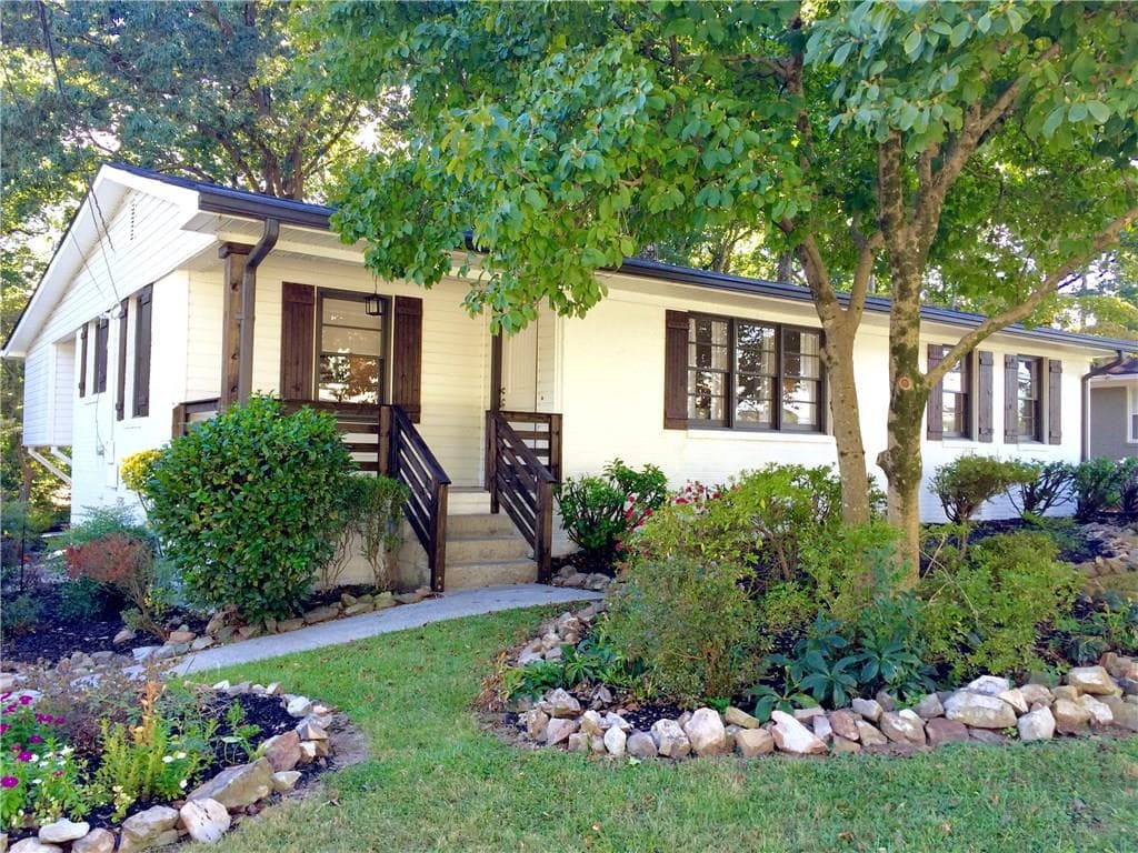 746 Powder Springs Street, Smyrna, GA 30080 — most recent listing photo