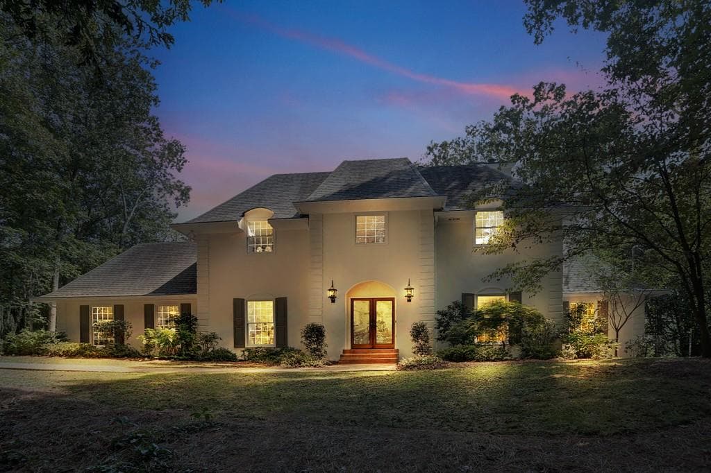 320 River Knoll Drive, Sandy Springs, GA 30328 — most recent listing photo