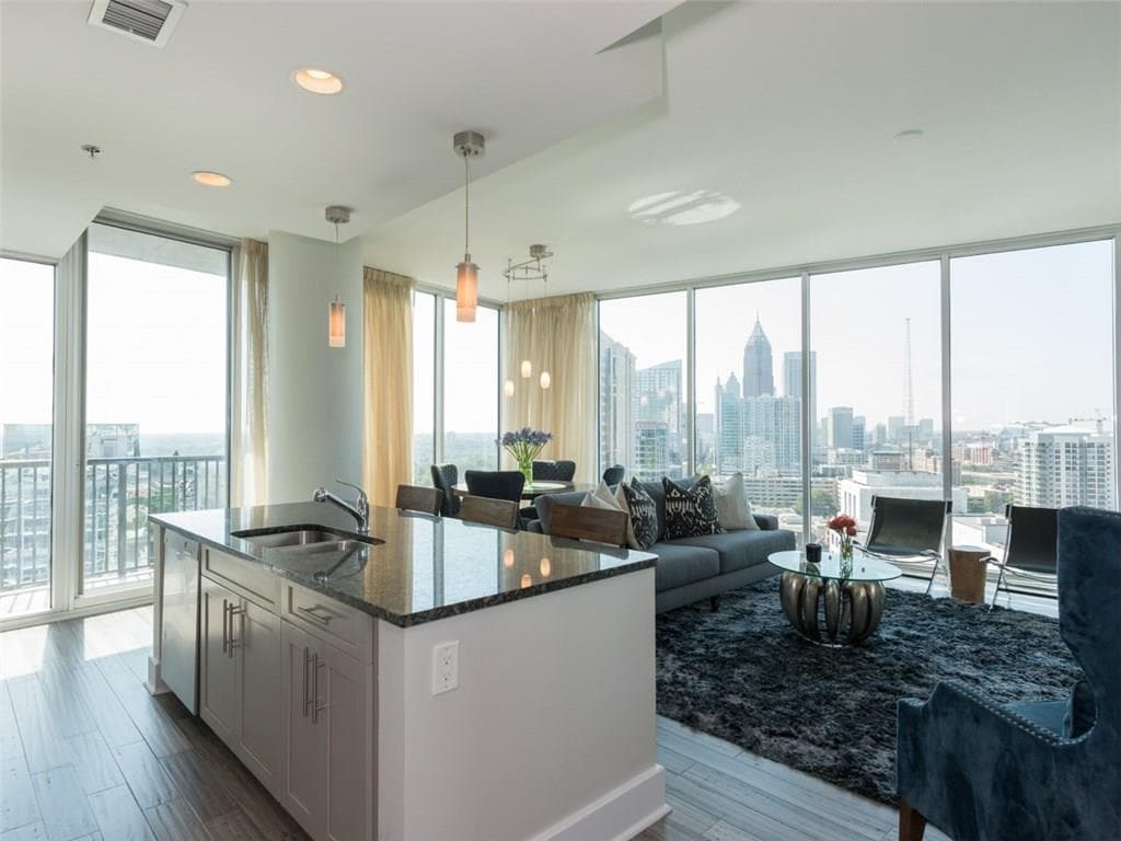2 bedroom, 1,397 sq ft condominium sold at 1080 Peachtree Street 2310, Atlanta, GA 30309