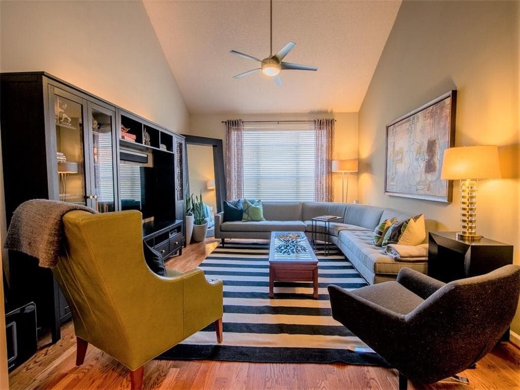 2 bedroom, 1,027 sq ft condominium sold at 955 Juniper Street 2316, Atlanta, GA 30309
