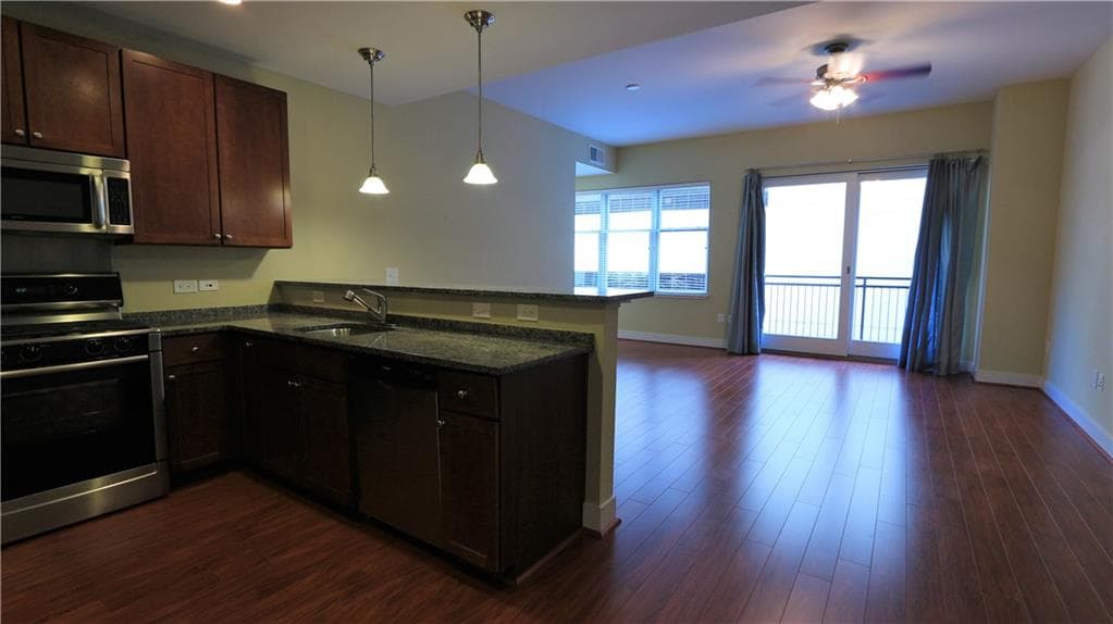 1 bedroom, 1,000 sq ft condominium sold at 201 W Ponce De Leon Avenue 36, Decatur, GA 30030