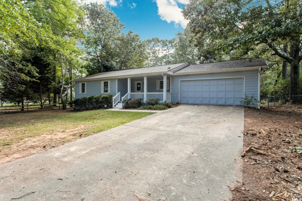 1095 Creek Wood Place, Lawrenceville, GA 30046 — most recent listing photo