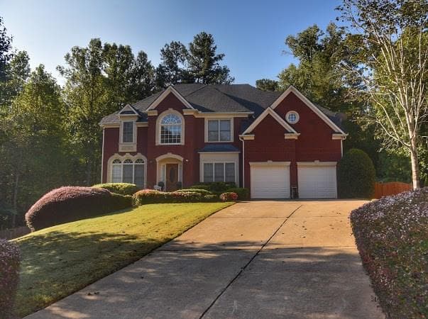 5 bedroom, 5,392 sq ft single family residence sold at 4918 Chimney Oaks Drive, Mableton, GA 30126