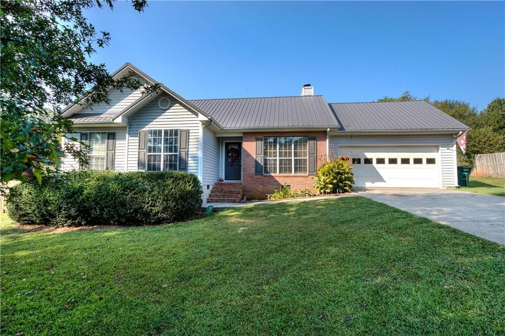 151 Spencer Drive, Calhoun, GA 30701 — most recent listing photo