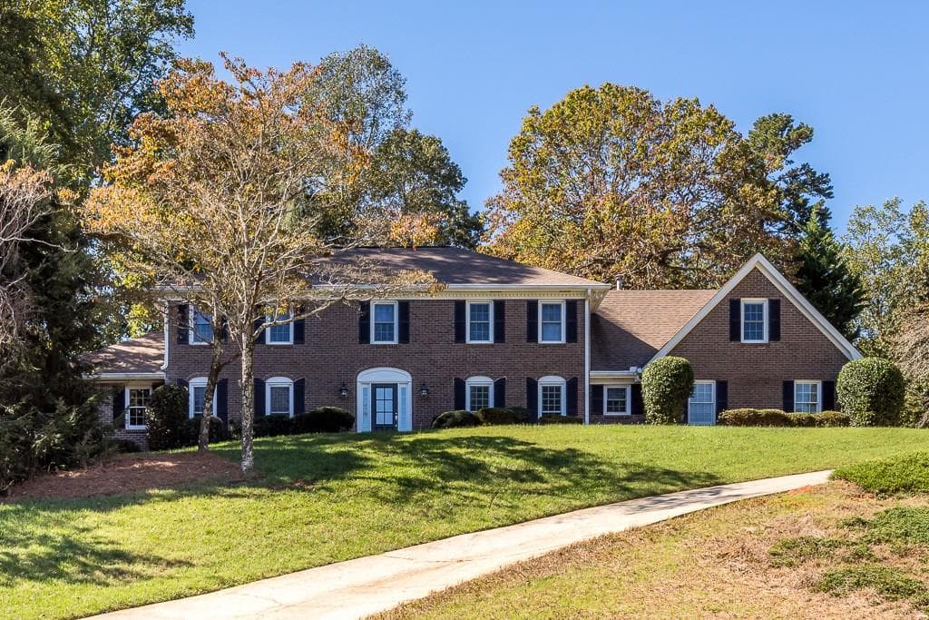 260 Skyridge Drive, Sandy Springs, GA 30350 — most recent listing photo