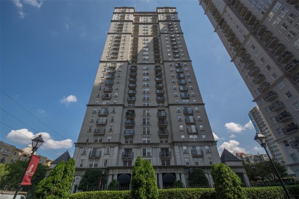 1 bedroom, 750 sq ft condominium sold at 199 14th Street 909, Atlanta, GA 30309