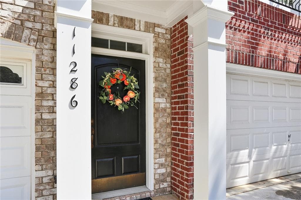 3 bedroom, 2,488 sq ft townhouse sold at 11286 Musette Circle 11286, Alpharetta, GA 30009