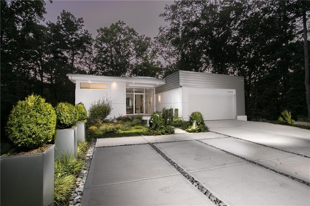 5900 Winterthur Ridge, Atlanta, GA 30328 — most recent listing photo