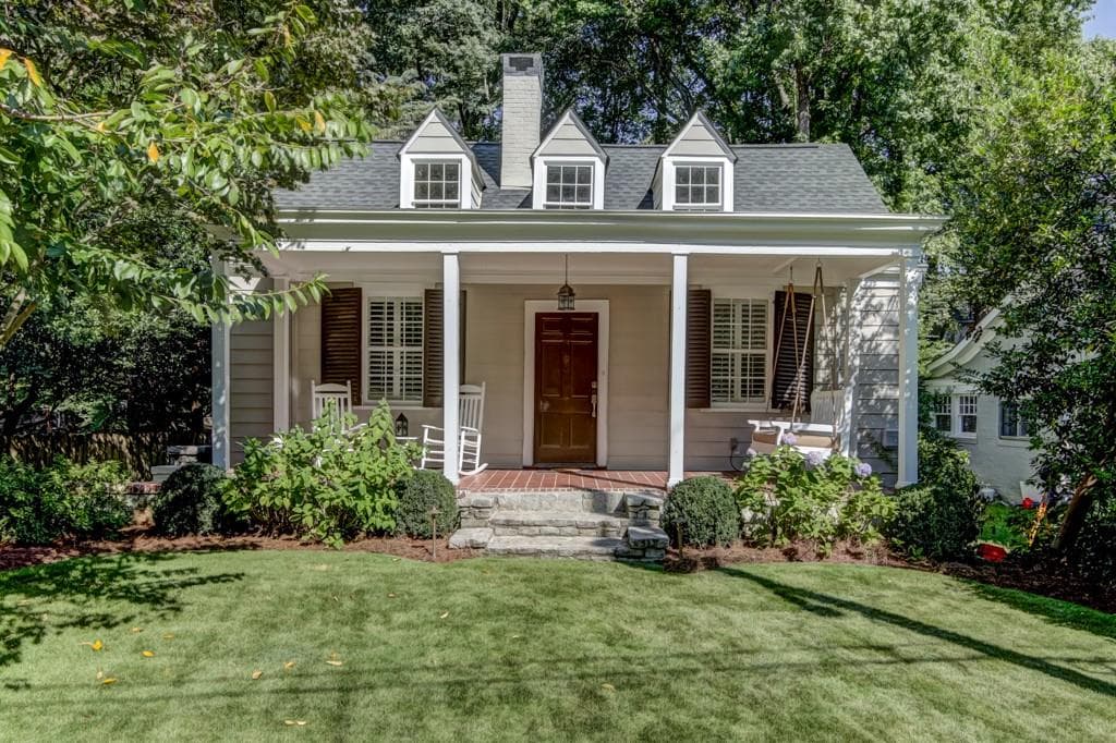 3 bedroom, 1,373 sq ft single family residence sold at 756 Martina Drive, Atlanta, GA 30305