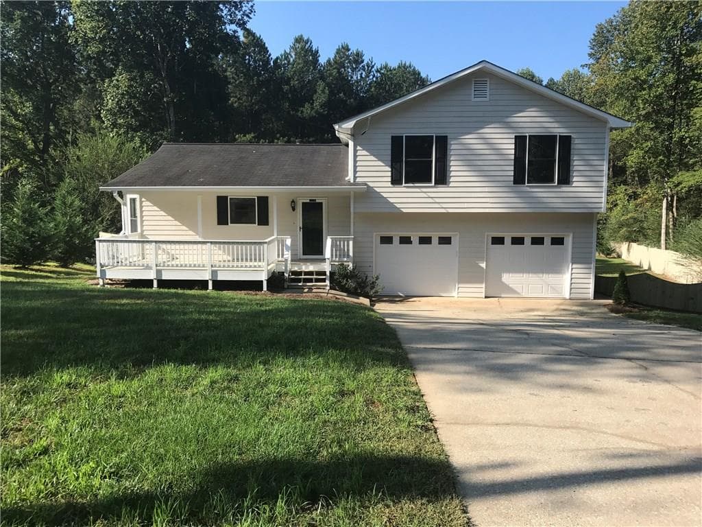 3 bedroom, 1,414 sq ft single family residence sold at 5771 Stonehaven Drive, Kennesaw, GA 30152