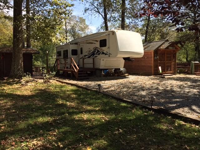 1 bedroom single family residence sold at 629 Riverside Drive, Cleveland, GA 30528