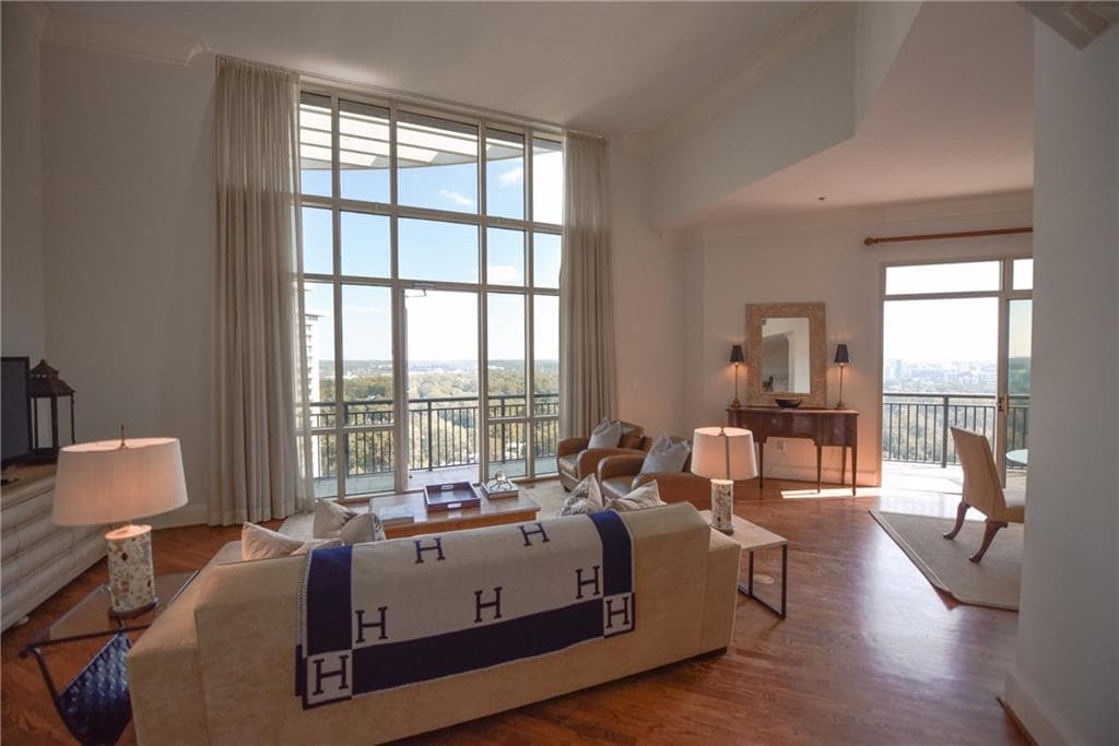 2 bedroom, 2,262 sq ft condominium sold at 2626 Peachtree Road 1903, Atlanta, GA 30305