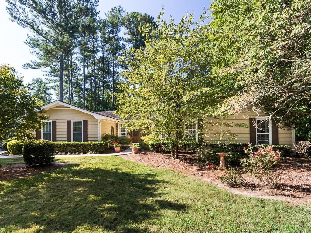 5214 Waterford Drive, Dunwoody, GA 30338 — most recent listing photo