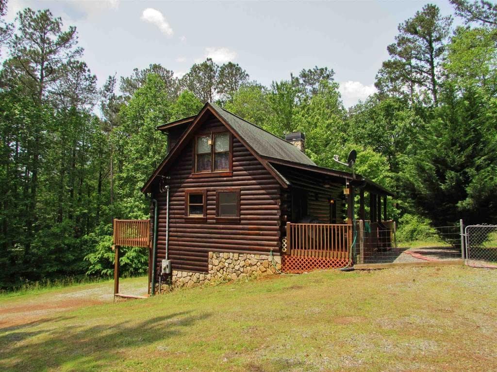 3 bedroom single family residence sold at 6416 Mt Pisgah, Ellijay, GA 30540