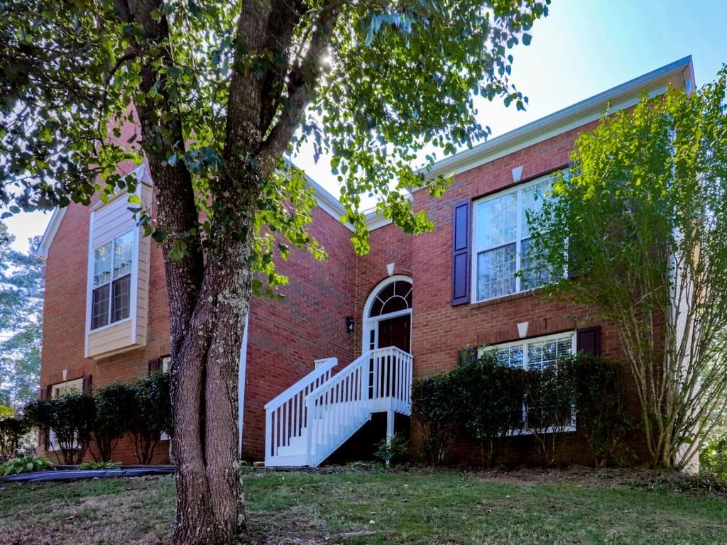 4 bedroom, 2,757 sq ft single family residence sold at 1918 Lightwood Way, Acworth, GA 30102