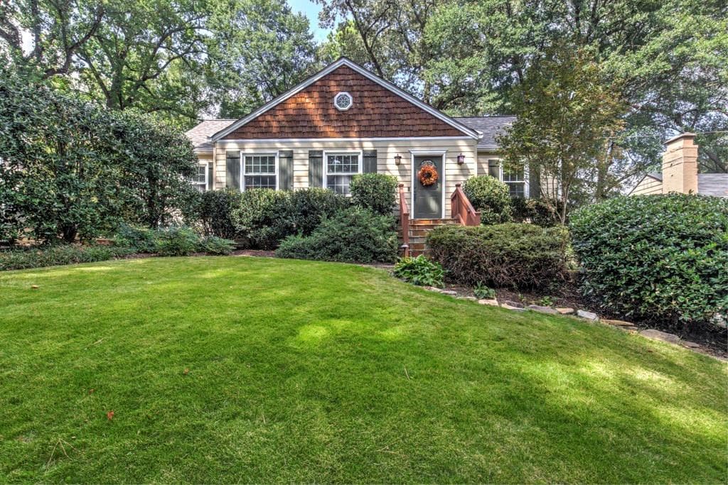3 bedroom single family residence sold at 303 Hascall Road, Atlanta, GA 30309
