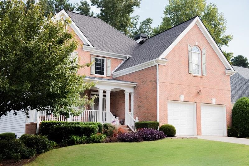 555 Oak Alley Way, Alpharetta, GA 30022 — most recent listing photo