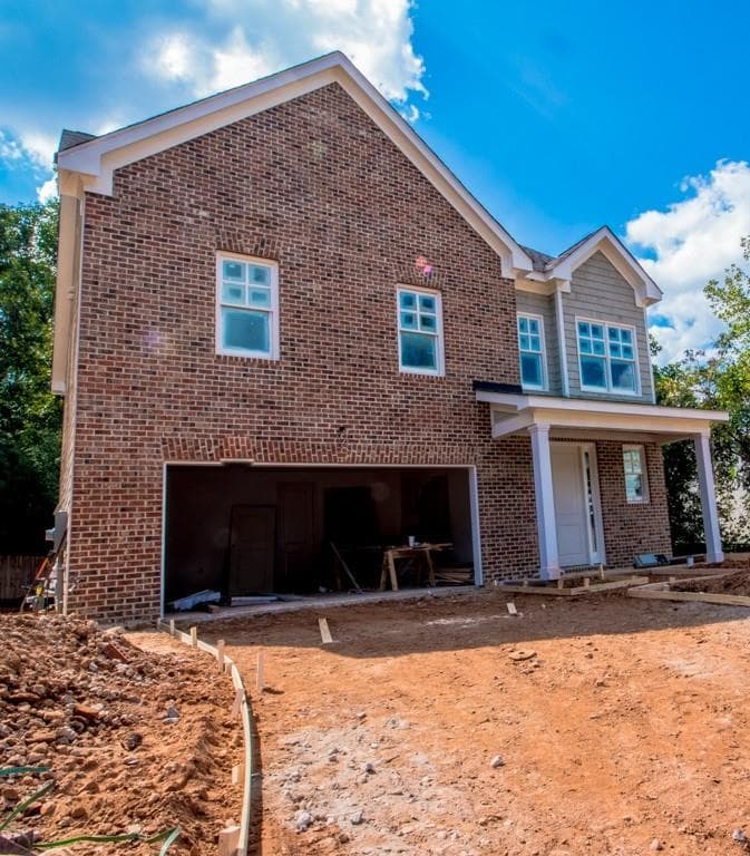 4 bedroom, 2,825 sq ft single family residence sold at 1947 Preston Park Place, Decatur, GA 30032