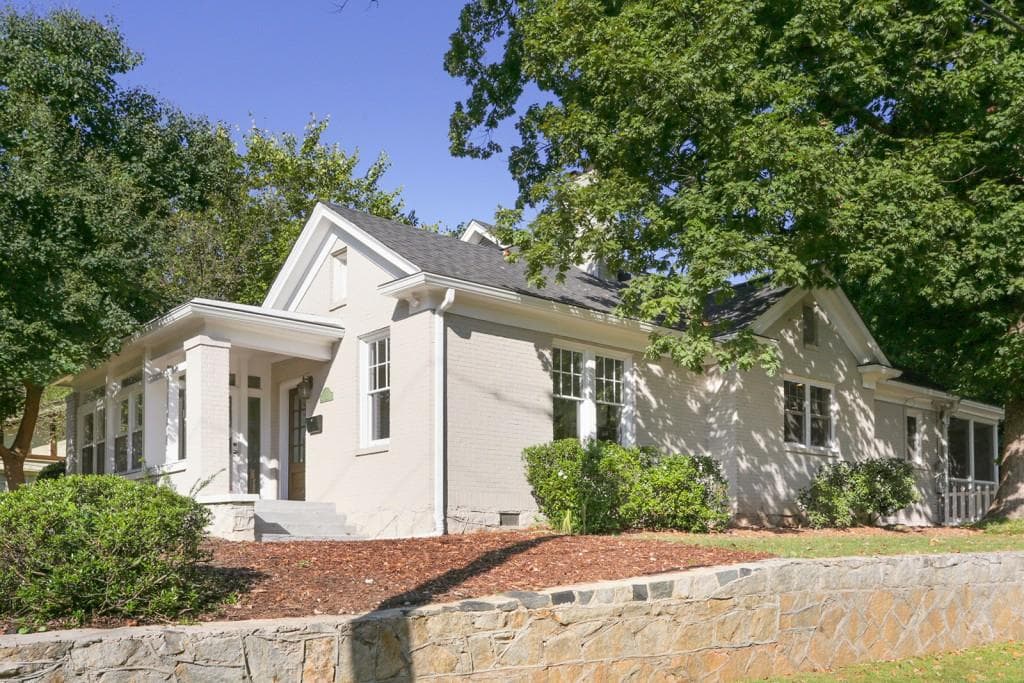 4 bedroom, 2,847 sq ft single family residence sold at 1338 N Highland Avenue, Atlanta, GA 30306