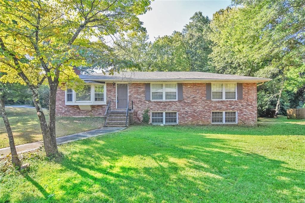 2106 Pawnee Drive, Marietta, GA 30067 — most recent listing photo