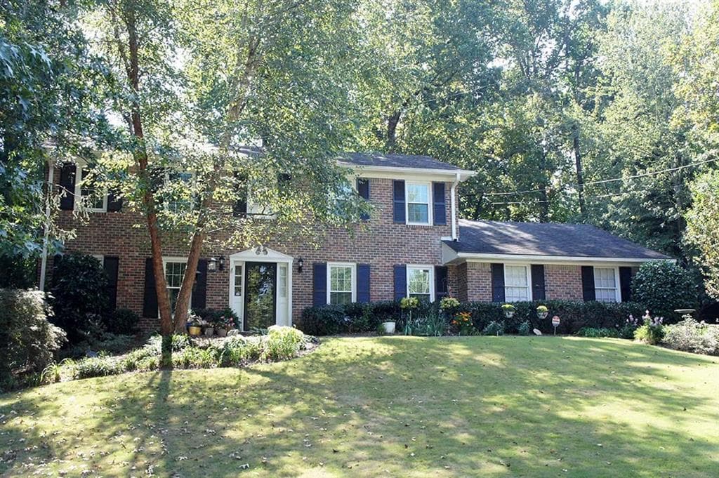 2339 Leisure Lane, Dunwoody, GA 30338 — most recent listing photo