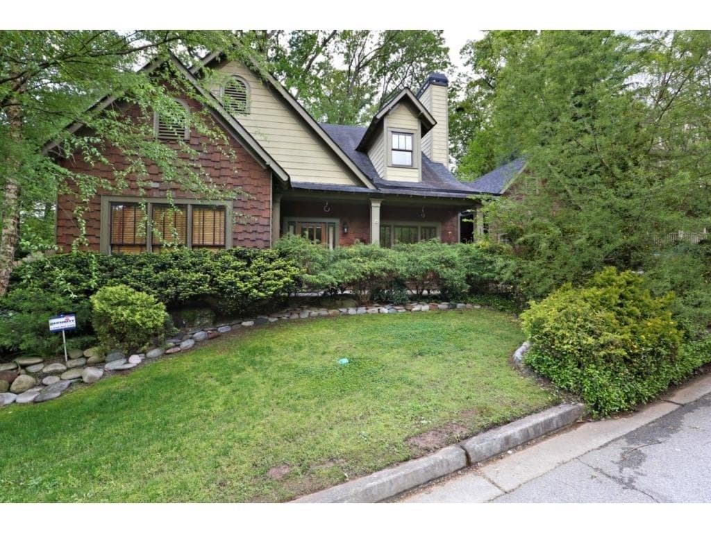 1430 Lakeview East Drive, Atlanta, GA 30316 — most recent listing photo
