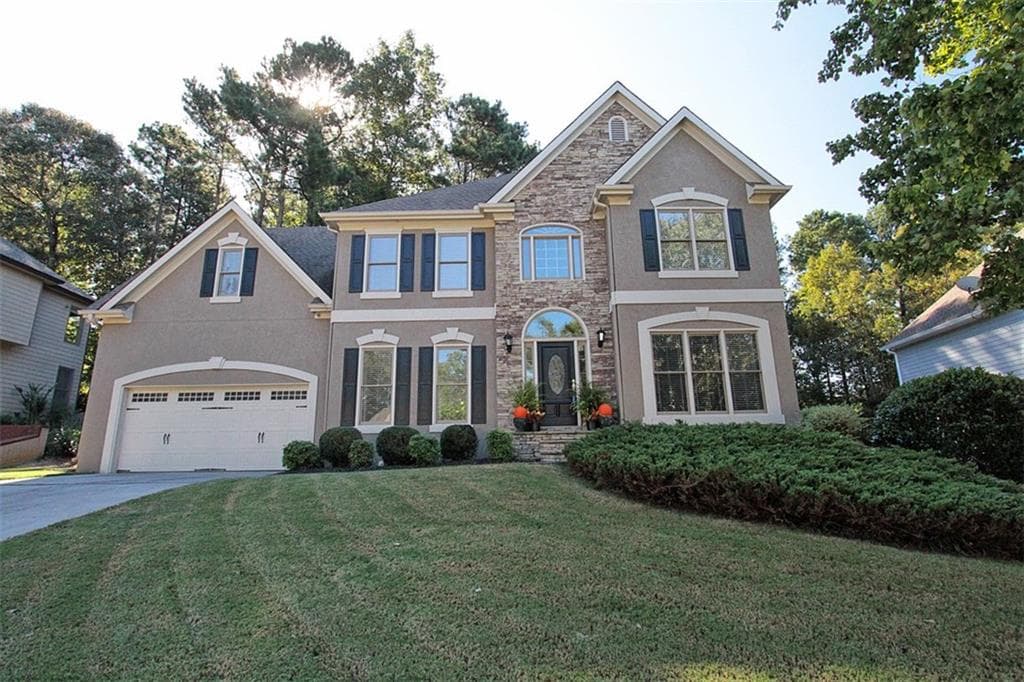5 bedroom, 3,297 sq ft single family residence sold at 4384 Aldenham Way, Suwanee, GA 30024