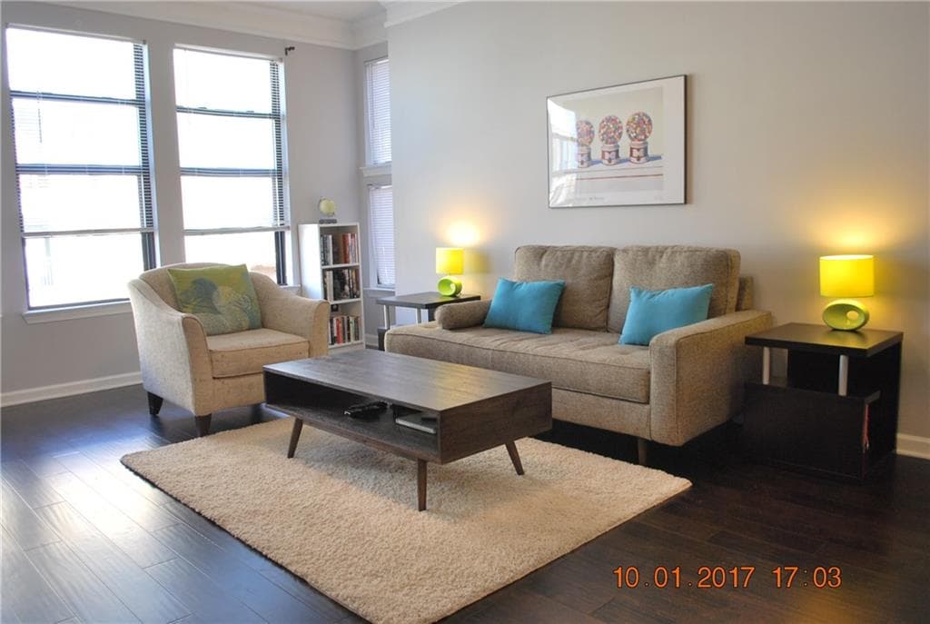 1 bedroom, 750 sq ft condominium sold at 400 17th Street 1407, Atlanta, GA 30363