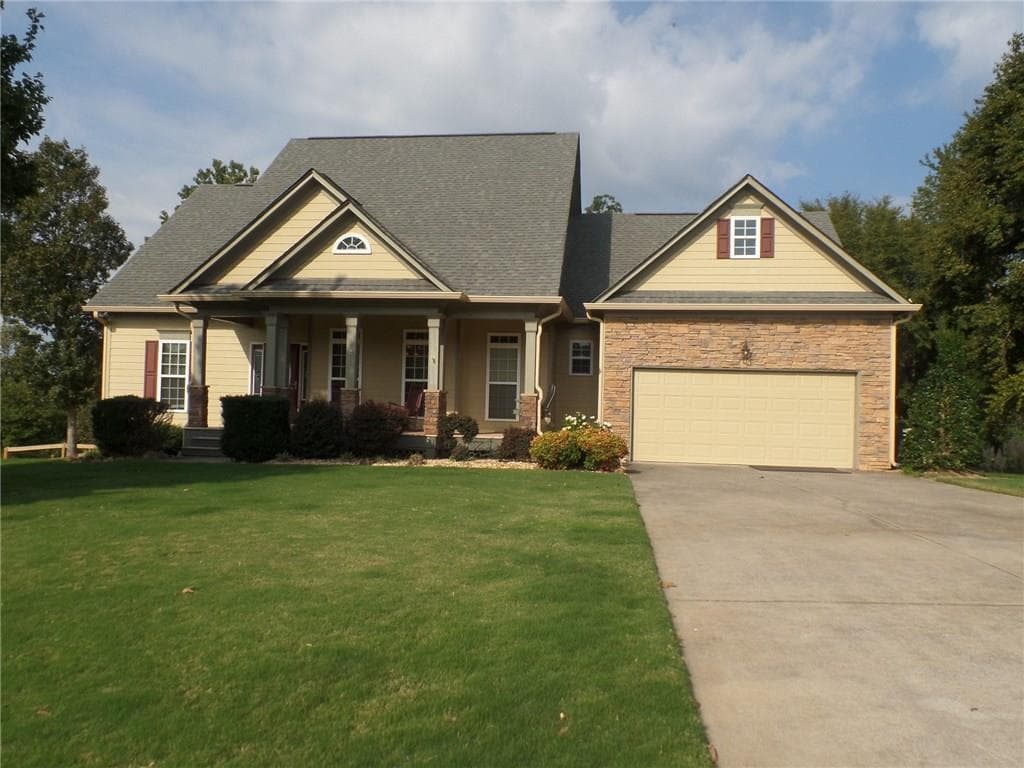 37 Roberson Drive, Cartersville, GA 30121 — most recent listing photo