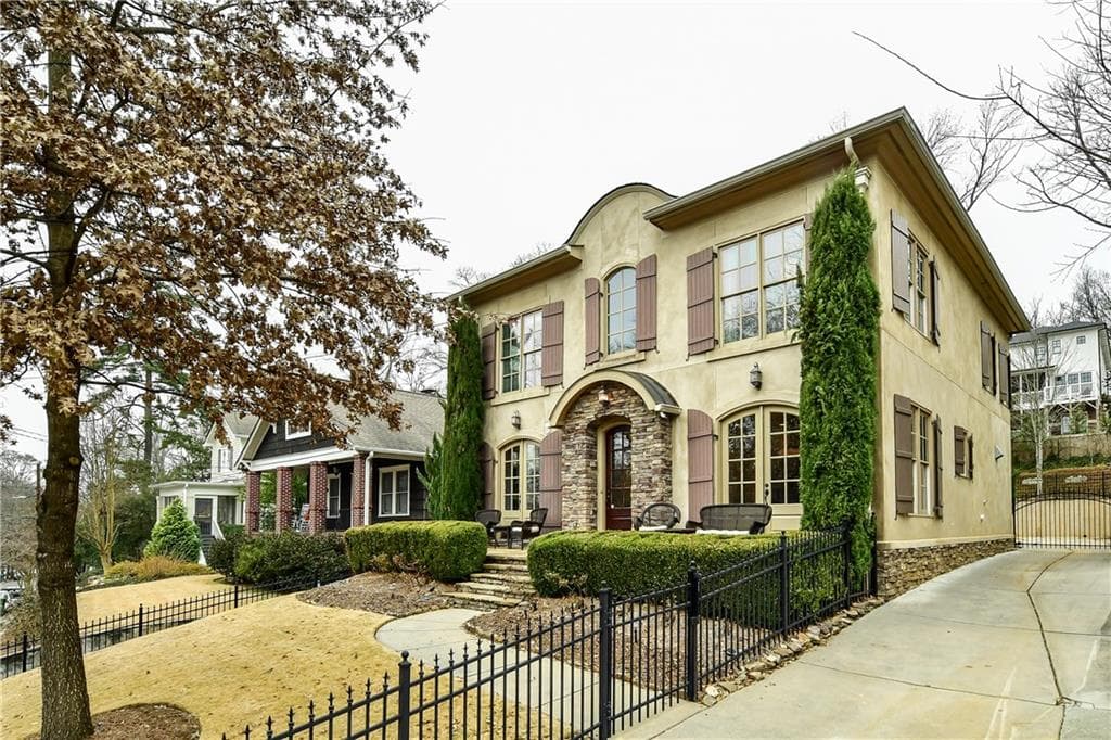 5 bedroom single family residence sold at 962 Glen Arden Way, Atlanta, GA 30306