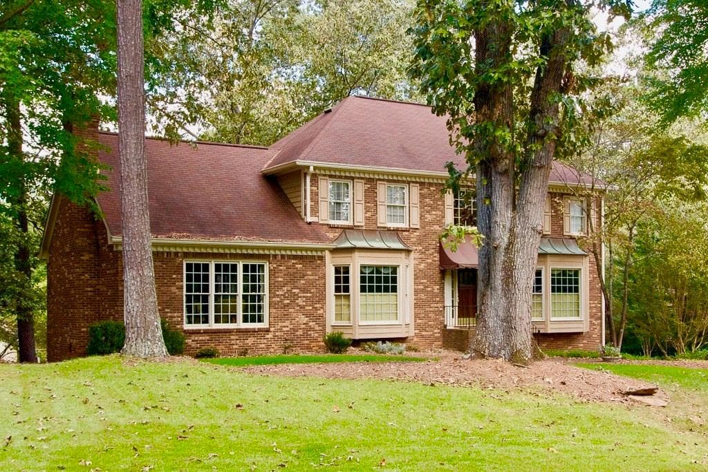 10540 Roxburgh Lane, Roswell, GA 30076 — most recent listing photo