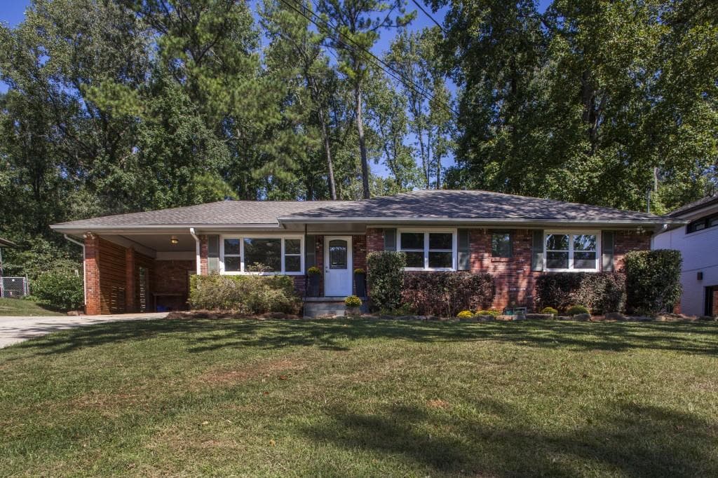 3 bedroom, 1,260 sq ft single family residence sold at 1328 Elmhurst Circle, Atlanta, GA 30316