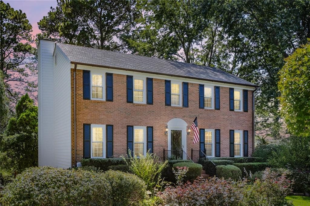 4 bedroom, 3,200 sq ft single family residence sold at 3250 Normandy Circle, Marietta, GA 30062
