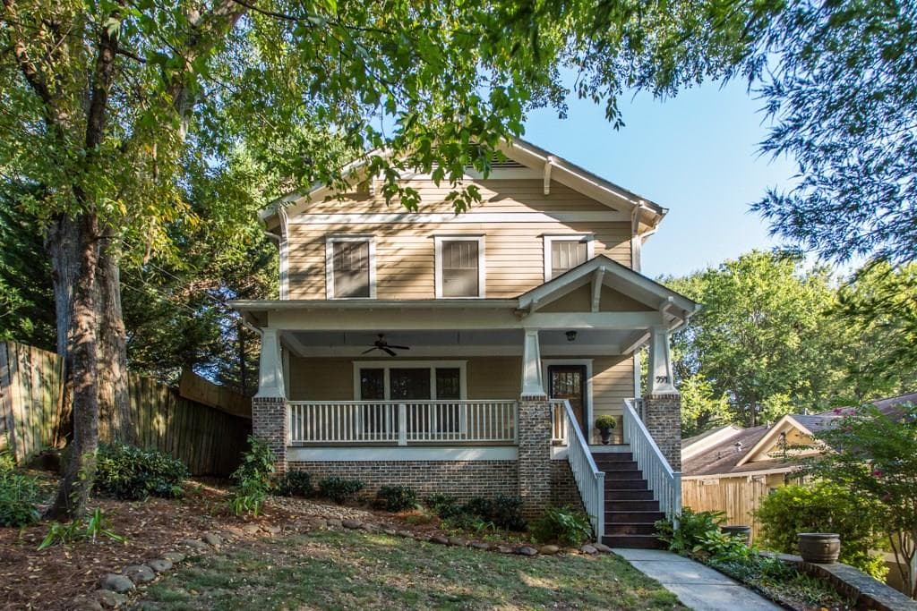 3 bedroom, 2,400 sq ft single family residence sold at 954 Mercer Street, Atlanta, GA 30316