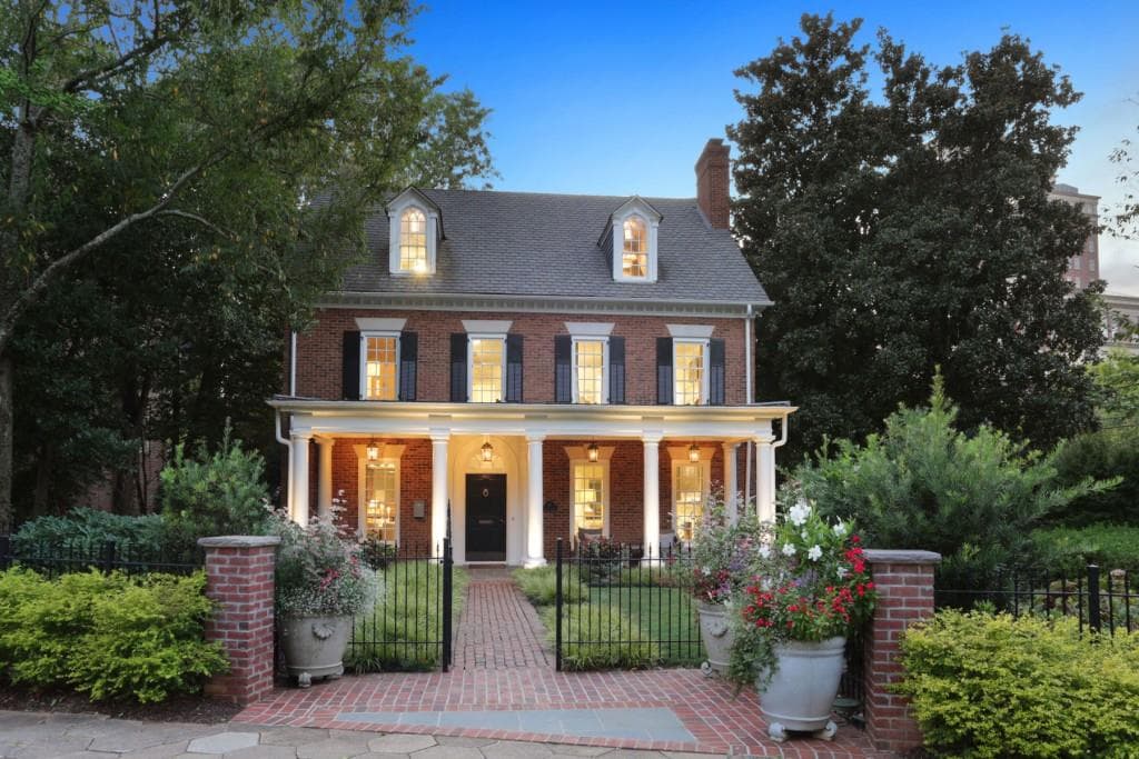 5 bedroom, 5,258 sq ft single family residence sold at 88 Peachtree Circle, Atlanta, GA 30309