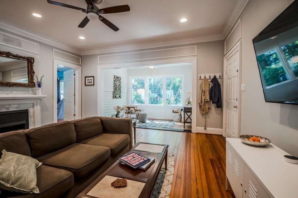 3 bedroom, 1,730 sq ft condominium sold at 146 7th Street F, Atlanta, GA 30308
