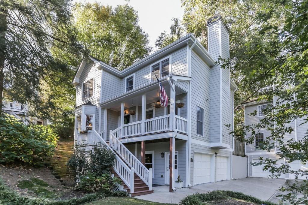 3 bedroom single family residence sold at 1155 B DAVIS Place, Atlanta, GA 30318