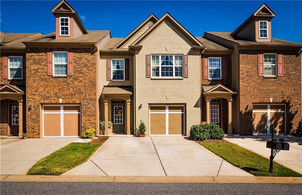 4921 Sherwood Way, Cumming, GA 30040 — most recent listing photo