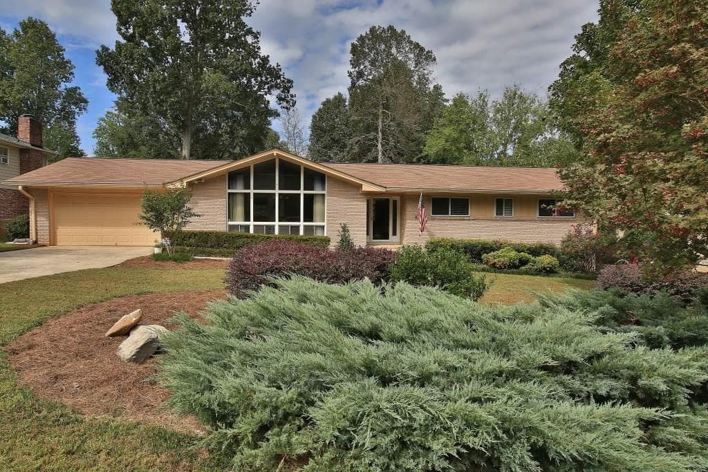 3 bedroom, 1,871 sq ft single family residence sold at 6817 Ramundo Drive, Atlanta, GA 30360