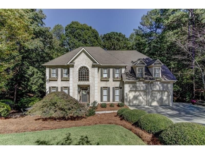 9015 Bluffview Trace, Roswell, GA 30076 — most recent listing photo