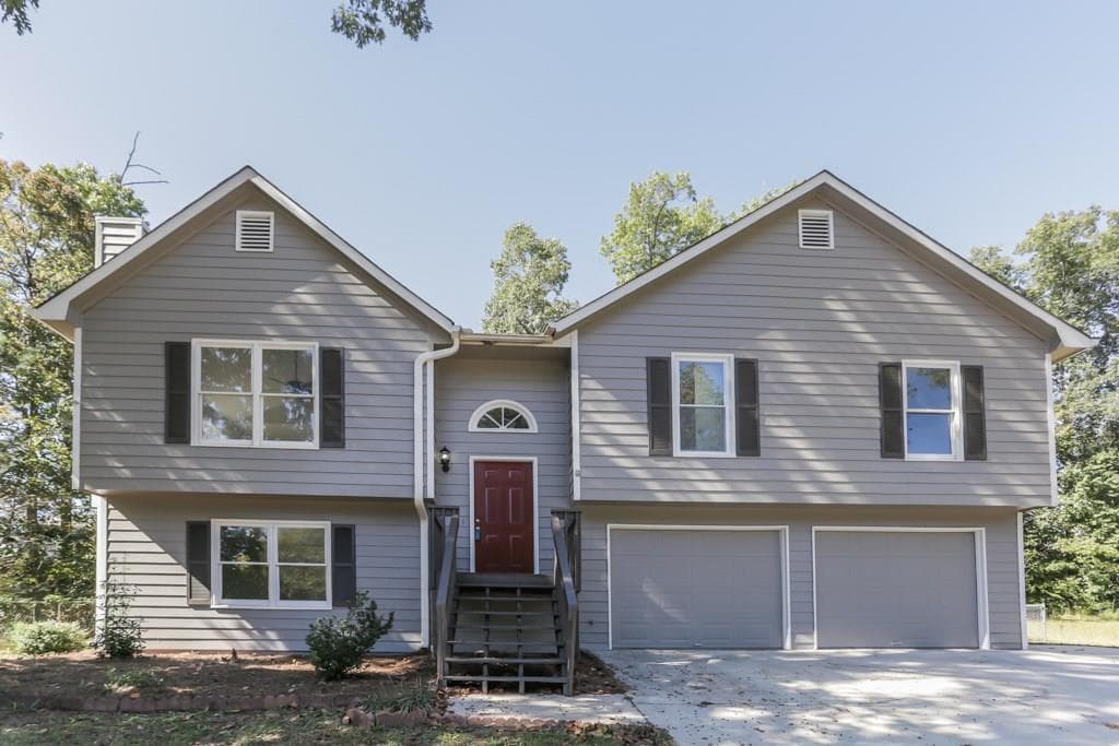 3 bedroom, 1,230 sq ft single family residence sold at 7747 Mountain Creek Way, Douglasville, GA 30134