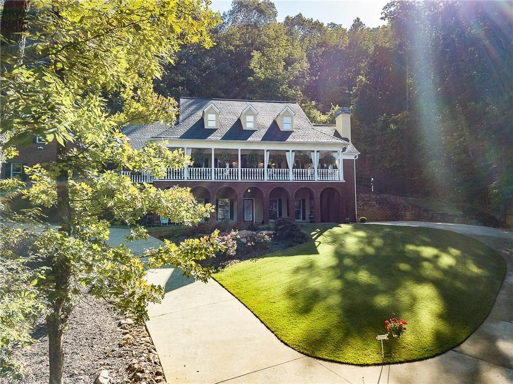 5 bedroom, 4,179 sq ft single family residence sold at 1330 Smithdale Heights Drive, Cumming, GA 30040