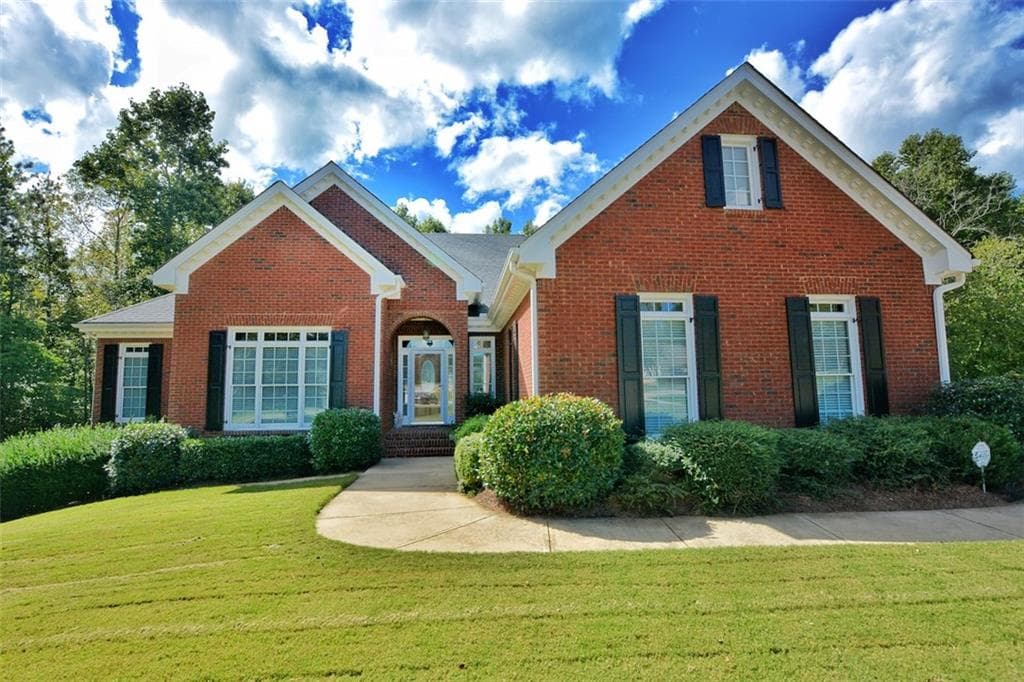 4 bedroom, 4,245 sq ft single family residence sold at 7510 Biltmore Lane, Douglasville, GA 30135