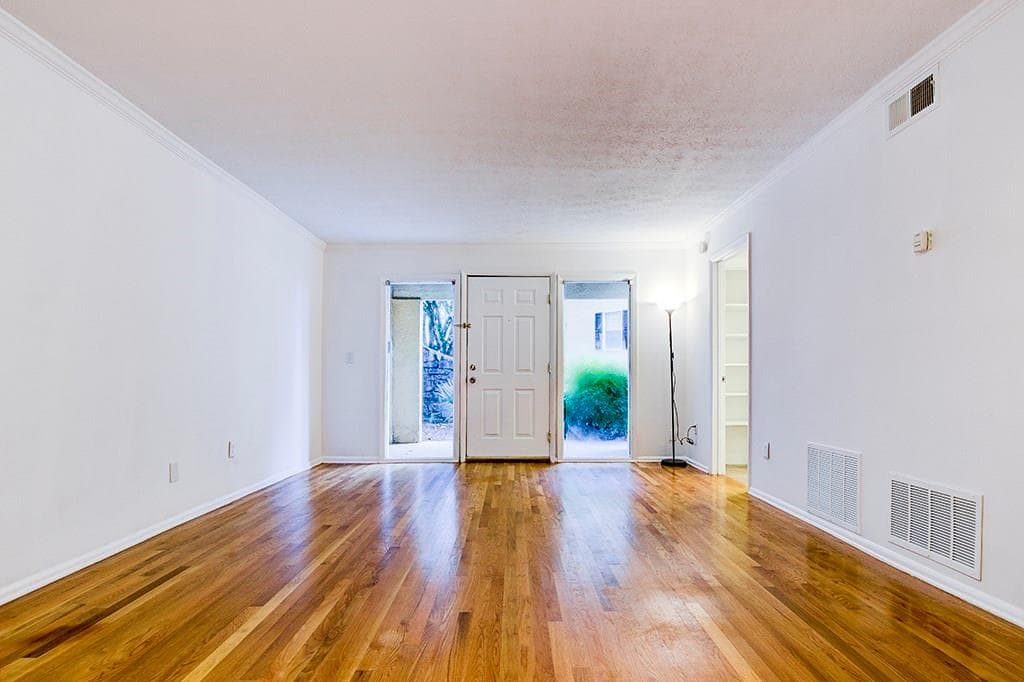 1 bedroom, 525 sq ft condominium sold at 1150 Collier Road I24, Atlanta, GA 30318