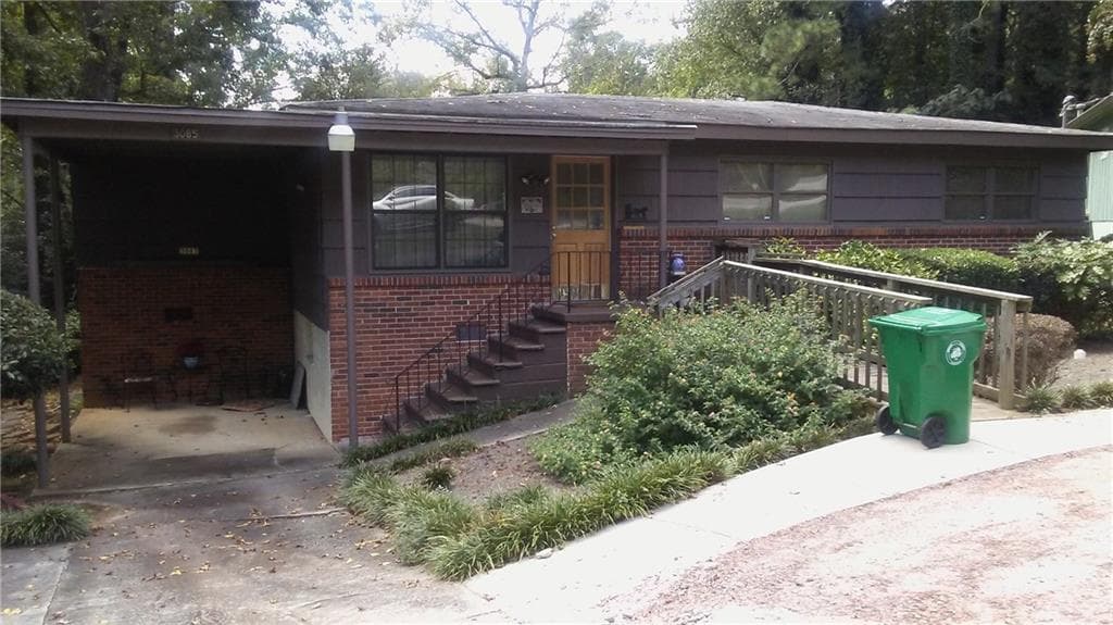 3085 Piper Drive, Decatur, GA 30033 — most recent listing photo