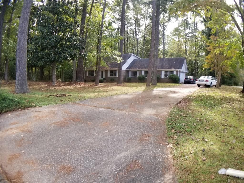 748 Sir Charles Drive, Fairburn, GA 30213 — most recent listing photo