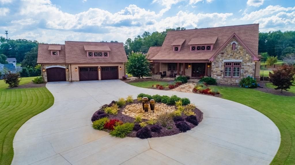 5 bedroom, 7,475 sq ft single family residence sold at 675 Gaddis Road, Canton, GA 30115